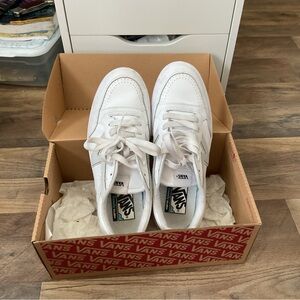 Vans Lowland